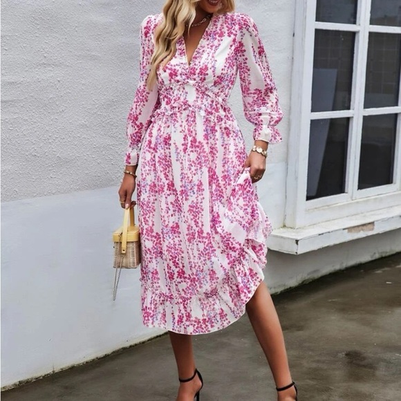 New v neck pink floral long sleeve dress - Picture 4 of 5